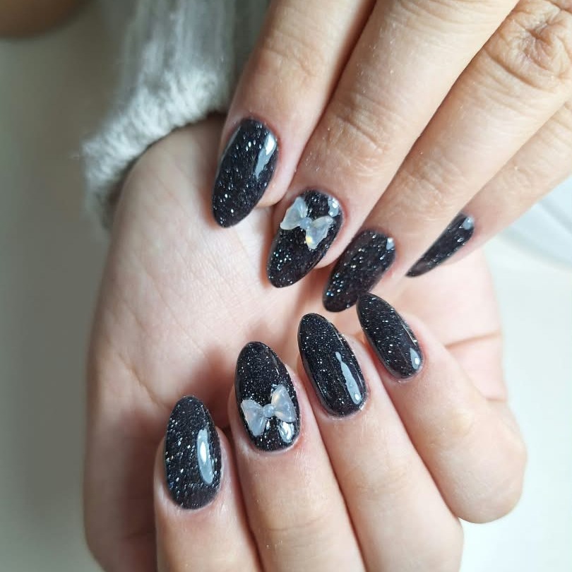 خدمات زیبایی ناخن مرسانا بیوتی