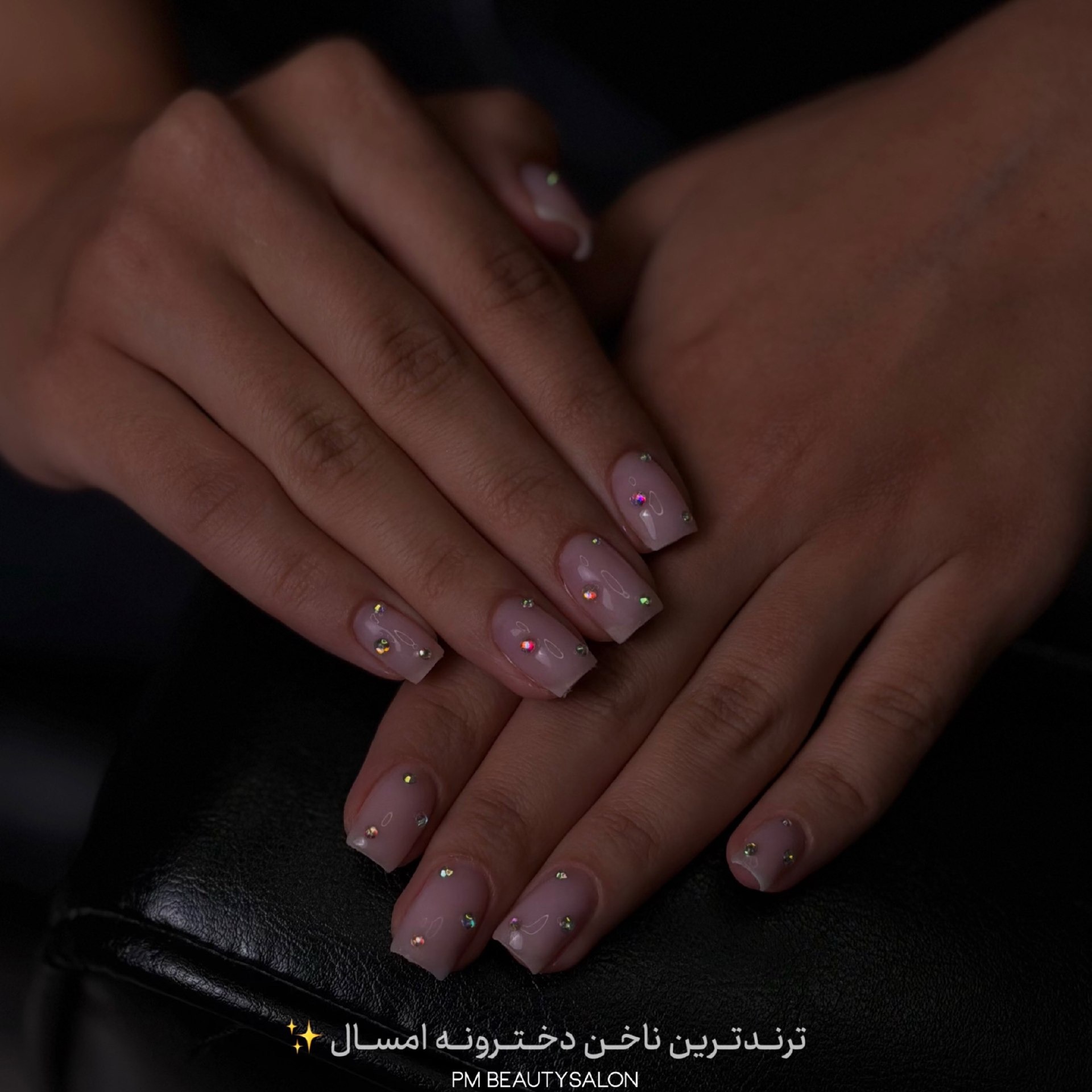 کاشت ناخن 