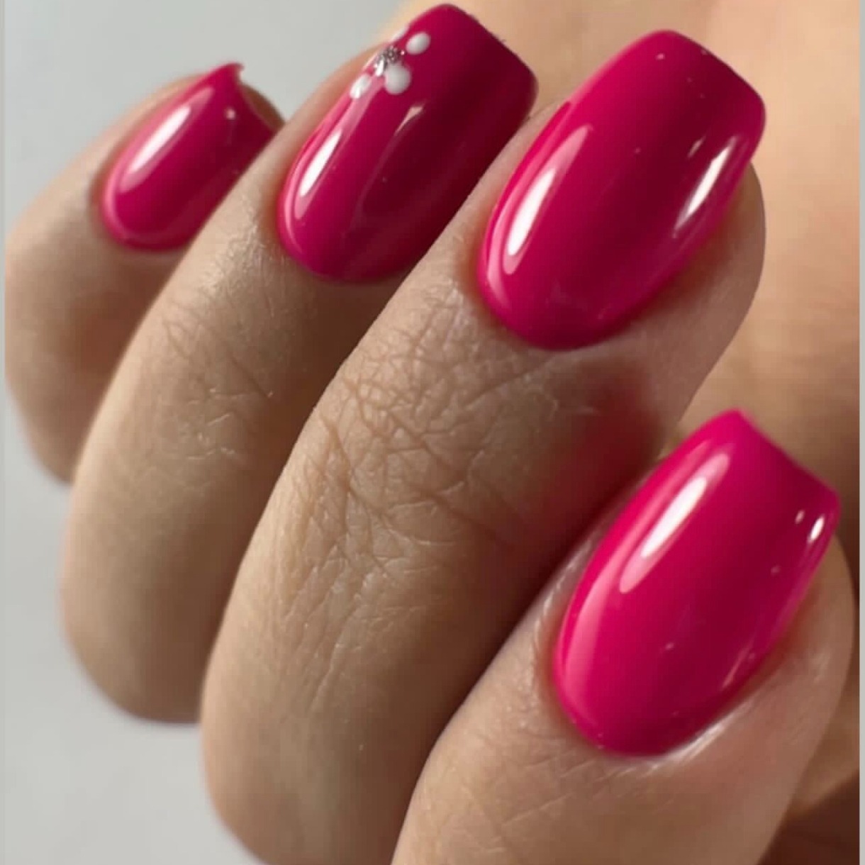 کاشت ناخن جذاب